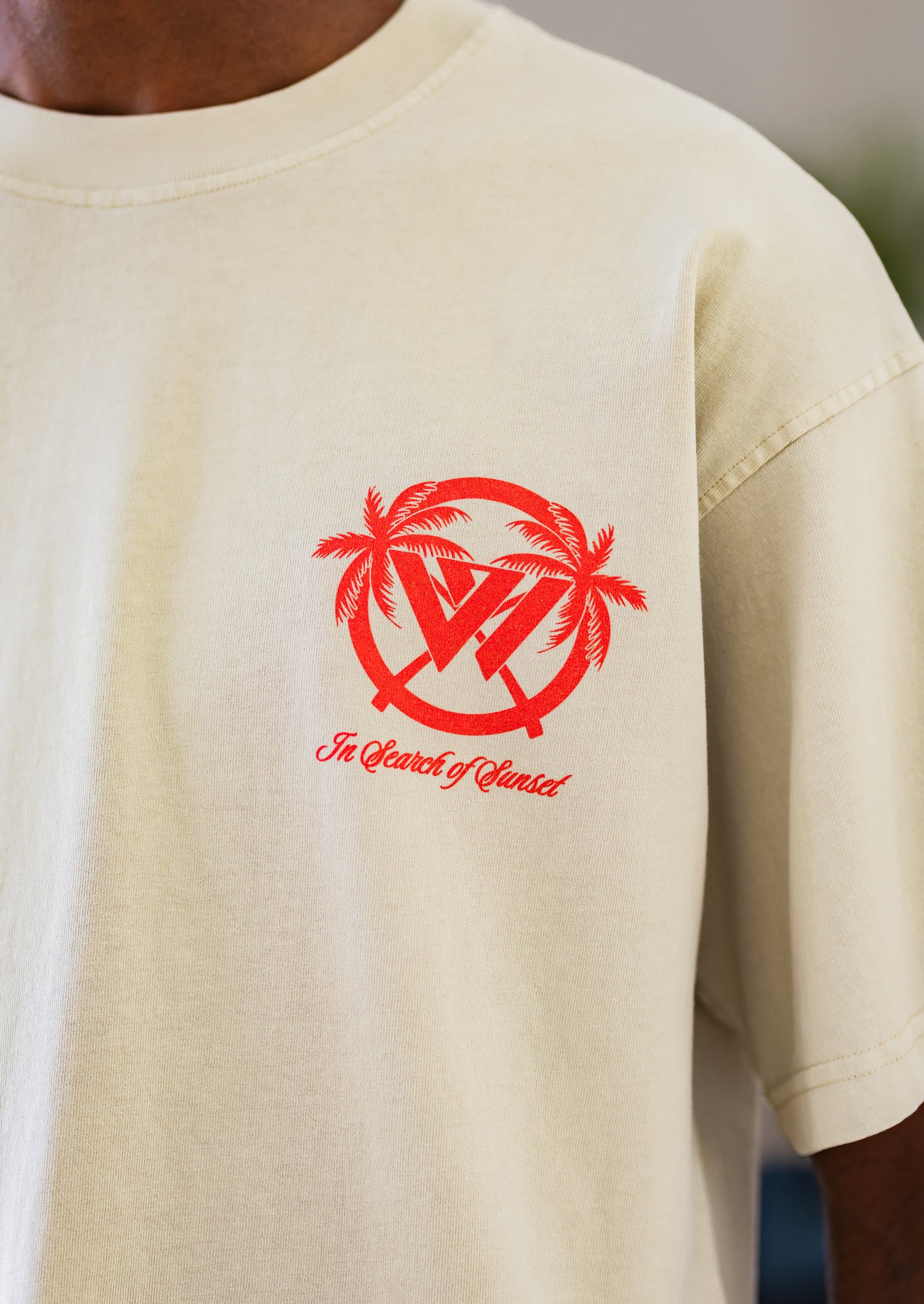 Club Paradise T-Shirt - Apricot